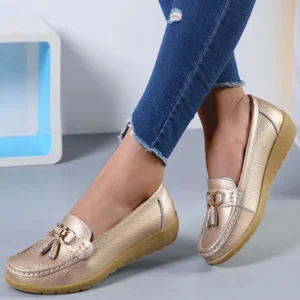 Genuine Leather Wedge Women Flats Fashion Round Toe Shoes Woman Slip On Designer Shoes Moccasins Soft Zapatos De Mujer Plus Size