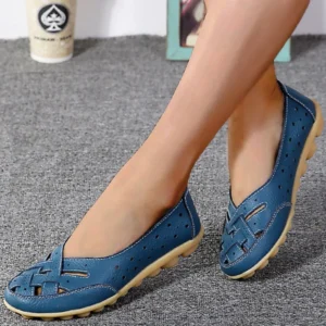 Women Flats Genuine Leather Fashion Ballerina Women Shoes Hollow Ballet Flats Slip On Shoes Woman Soft Plus Size Shoes Female